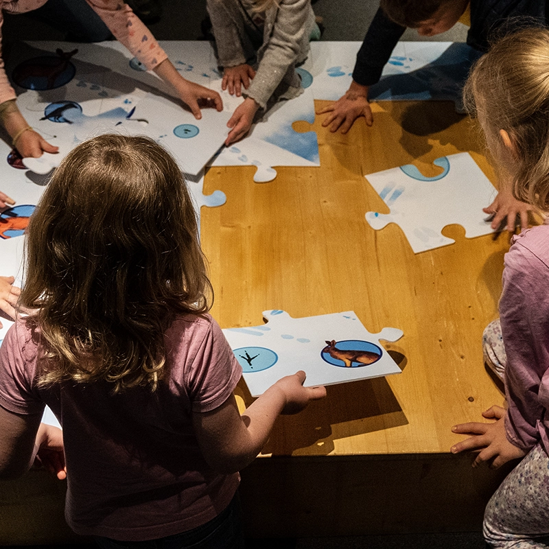 Tierspuren-Bodenpuzzle - Grüffelo Ausstellung